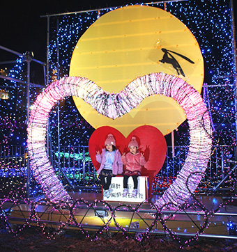 師走の夜、きらめくイルミ／TWINKLE JOYO2024